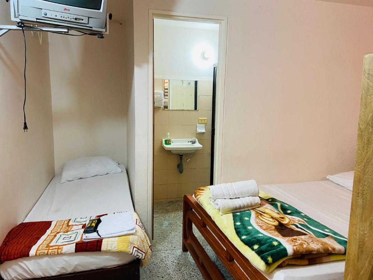 Hotel La Avenida Guatapé Εξωτερικό φωτογραφία